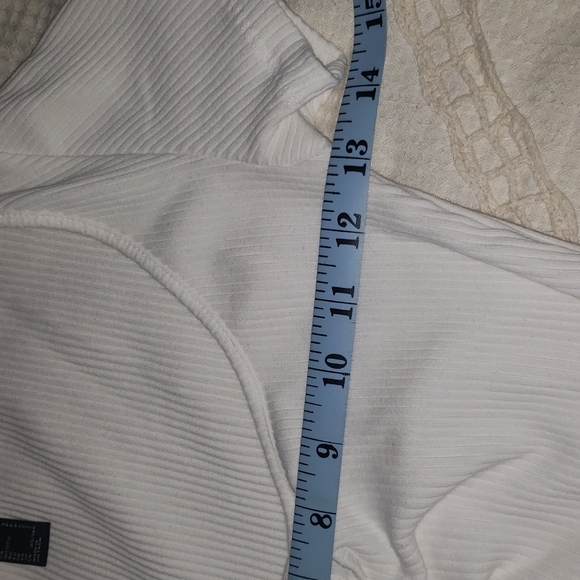 Forever 21 White Ribbed Crop Top with snap Buttons - Picture 2 of 7